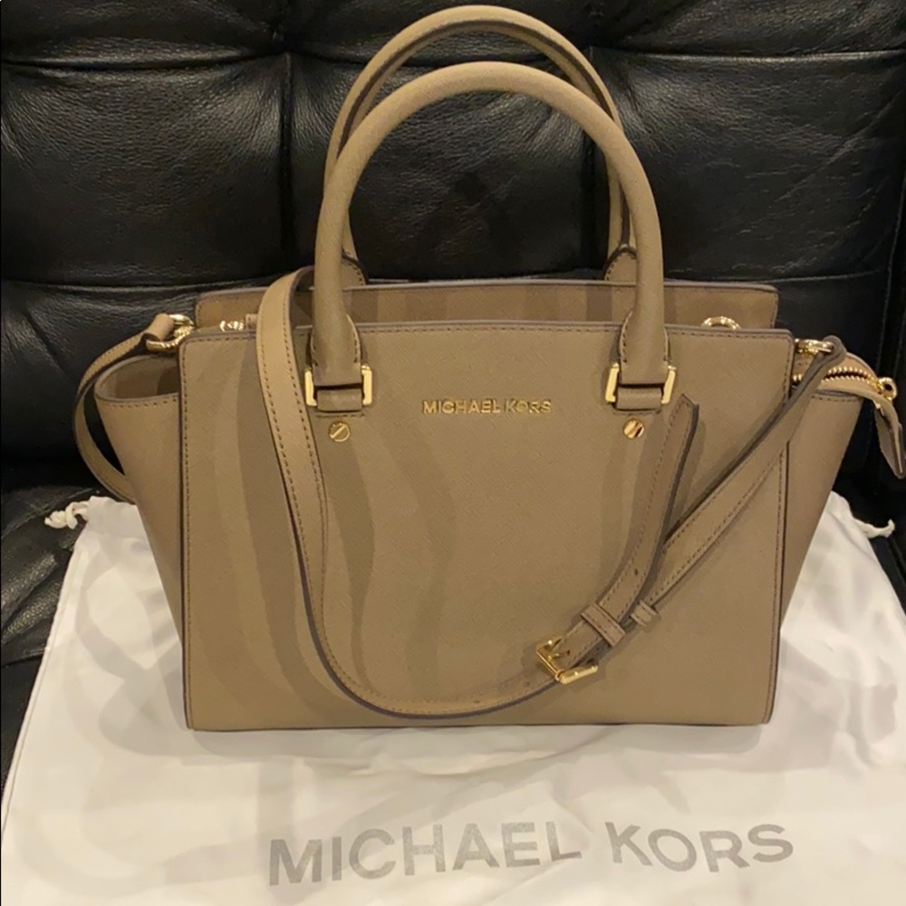 Michael Michael Kors Selma Medium Saffiano Leather